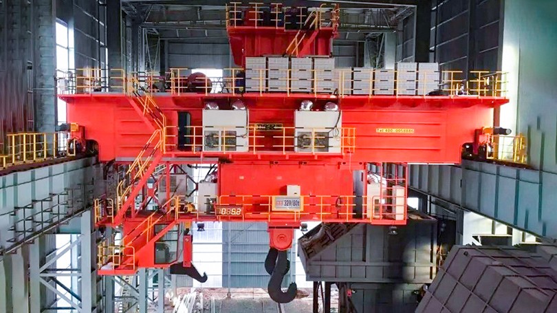 1769642597475456.jpg 河北津西钢铁项目jinnian金年会320t冶金起重机.jpg